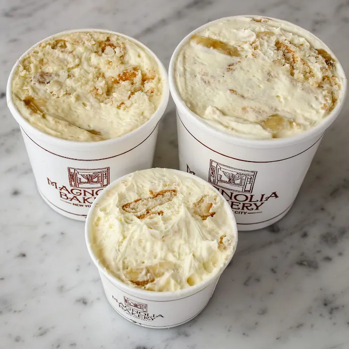 Magnolia Bakery - Central Park South Picture 3