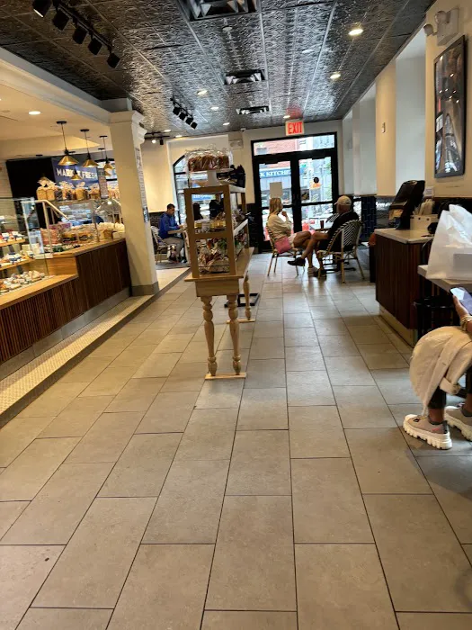 Paris Baguette Picture 10