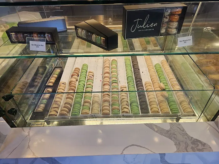 Julien Boulangerie Picture 8