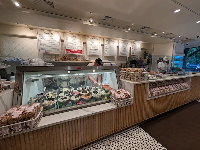 Kossar's Bagels & Bialys Picture 6