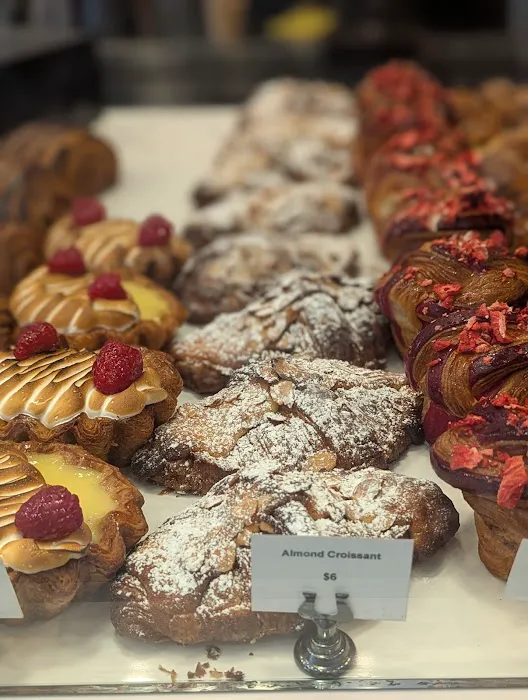 Julien Boulangerie Picture 3