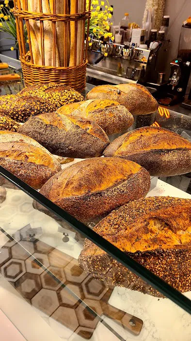 Julien Boulangerie Picture 4