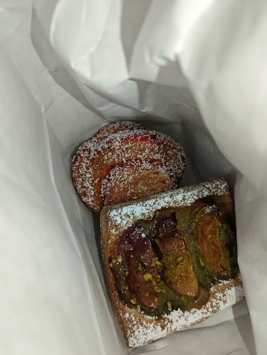 Julien Boulangerie Picture 9