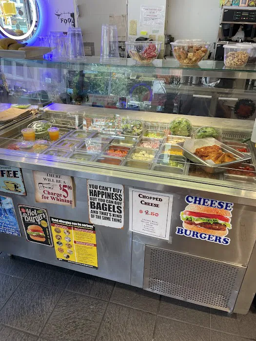 East Side Bagel & Appetizing Picture 4