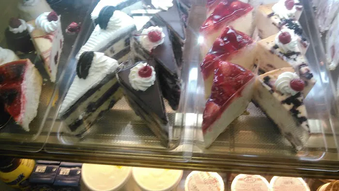 Colombia La Dulce II Bakery Picture 8