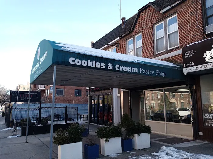 Cookies and Cream Pastry Shop Picture 9