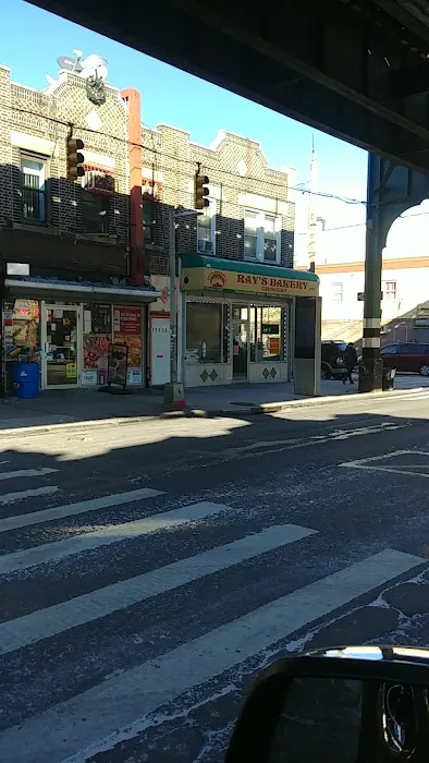 Ray's Bakery Picture 3
