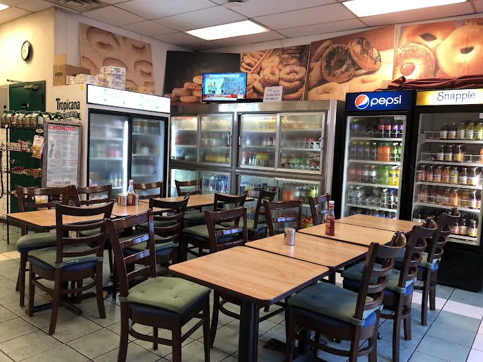 Knapp Street Bagel Cafe Picture 6