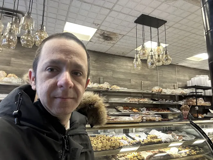 Pressers Kosher Bagels and Bakery Picture 2