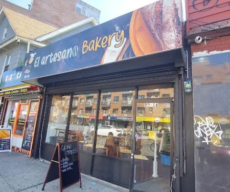 El Artesano Bakery