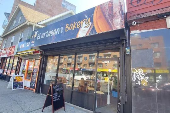 El Artesano Bakery