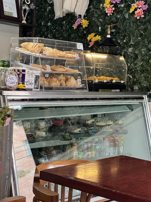 El Artesano Bakery Picture 6