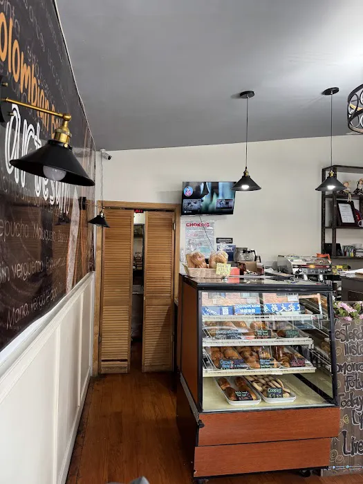 El Artesano Bakery Picture 8