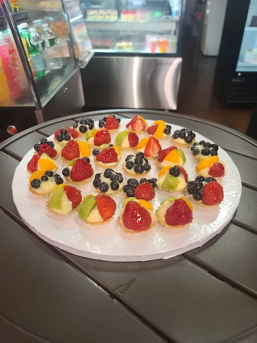 Caesar Bakery Cafe Picture 5