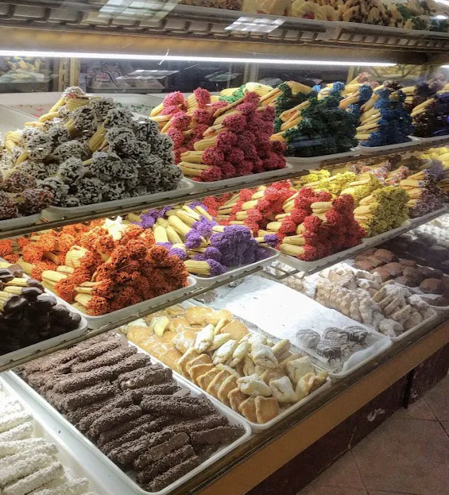 Mona Lisa Bakery Picture 2