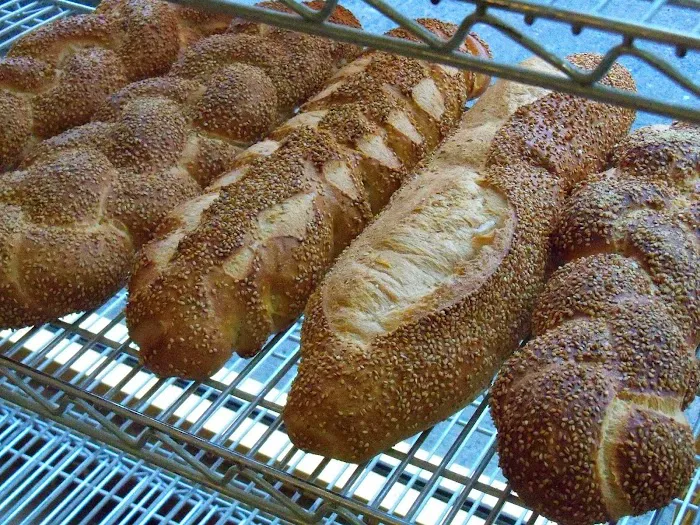 Mona Lisa Bakery Picture 7
