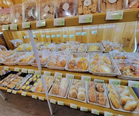 Golden Lily Bakery