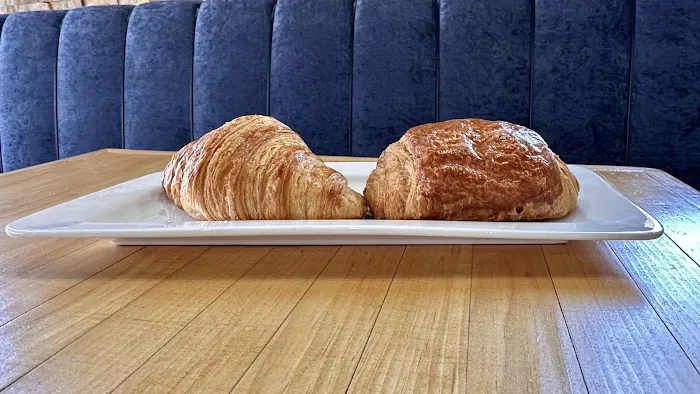 Maison De Viennoiserie Picture 1