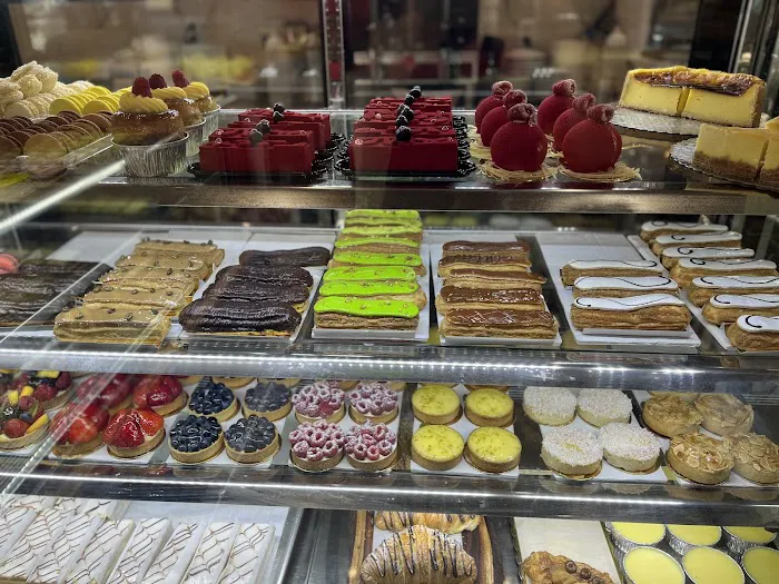 Maison De Viennoiserie Picture 2