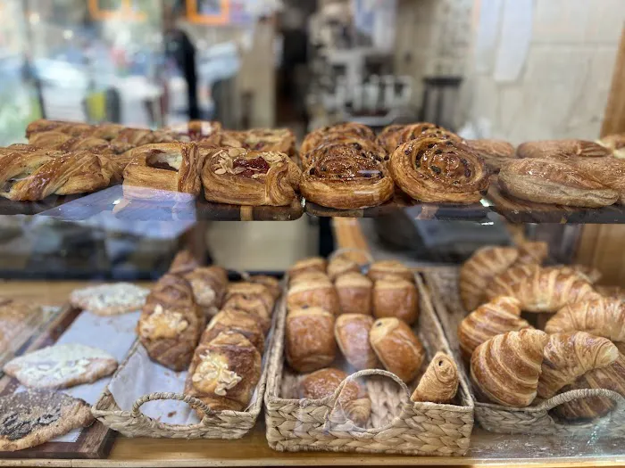 Maison De Viennoiserie Picture 5