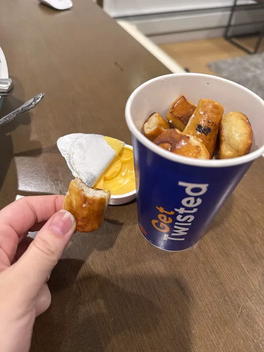 Auntie Anne's Picture 1