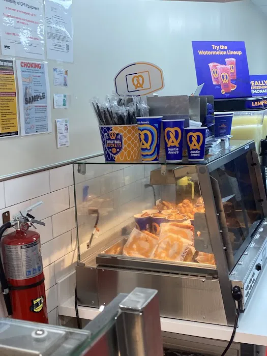 Auntie Anne's Picture 5