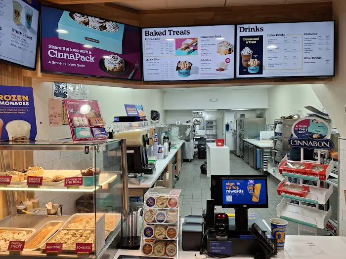 Auntie Anne's Picture 4