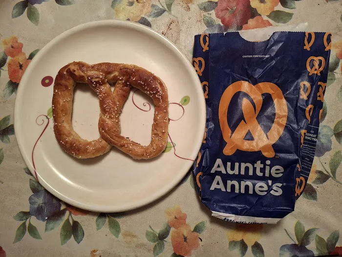 Auntie Anne's Picture 8