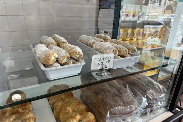 Mandato Bakery