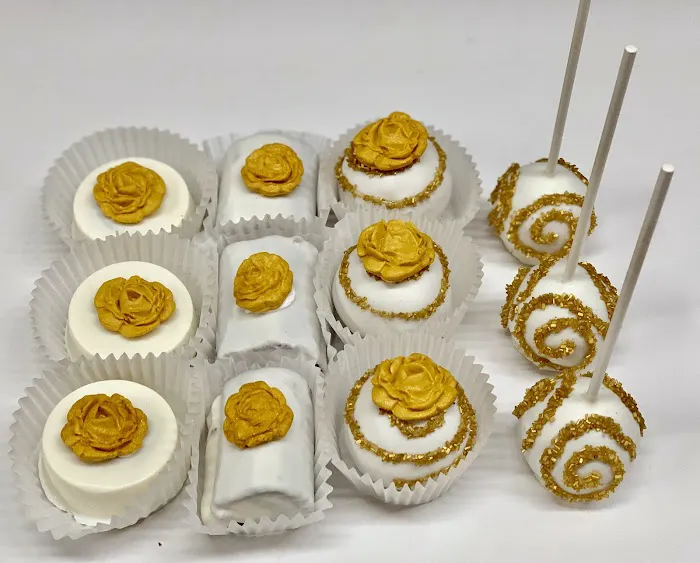 SHLOIMY'S BAKERY Picture 9