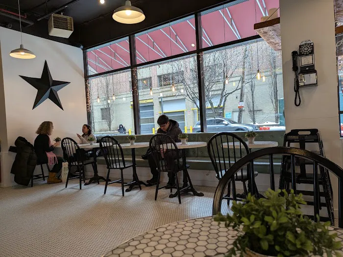 Black Star Bakery&Cafe Picture 5