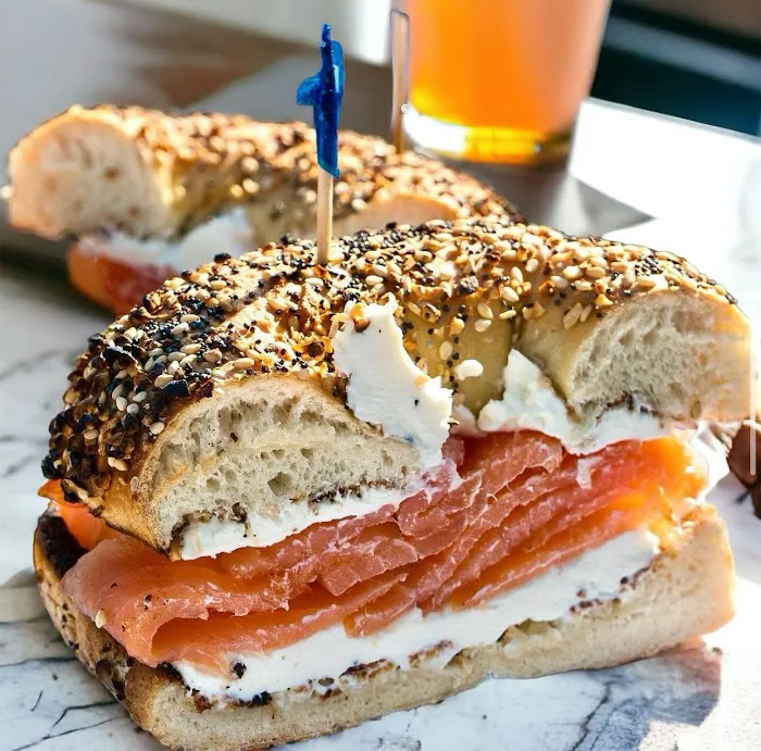 We Bagel & Lunch Picture 8