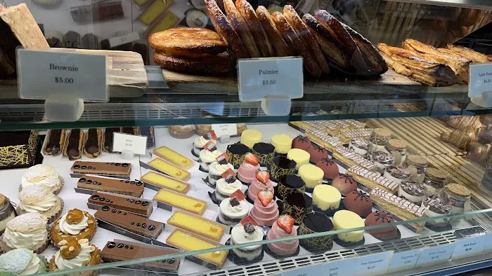 Cannelle Patisserie Picture 2