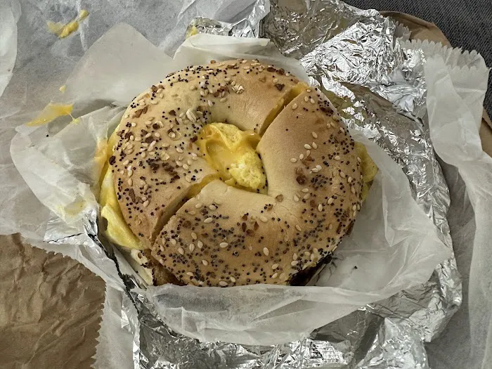 H&H Bagels Picture 5