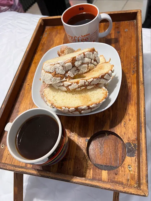 La Fe Bakery & Restaurant Picture 4