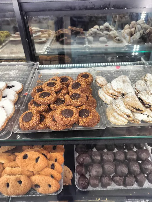 Safir Bakery & Cafe Picture 6