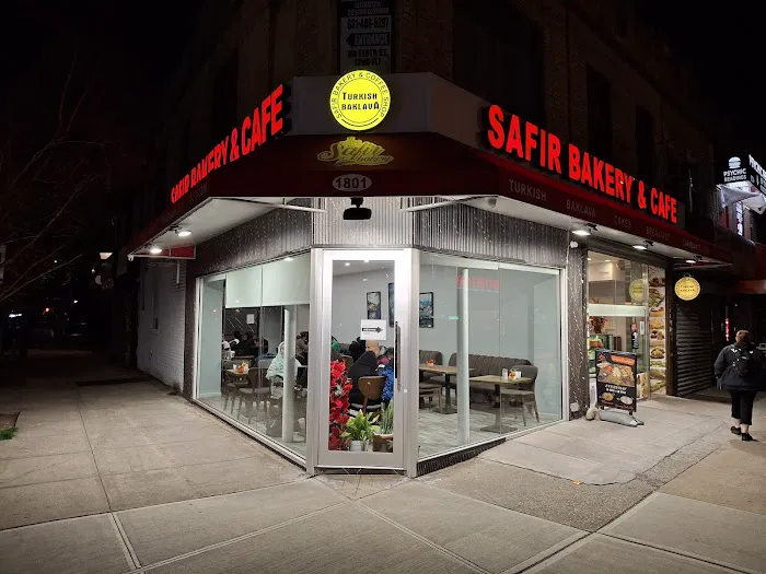 Safir Bakery & Cafe Picture 2