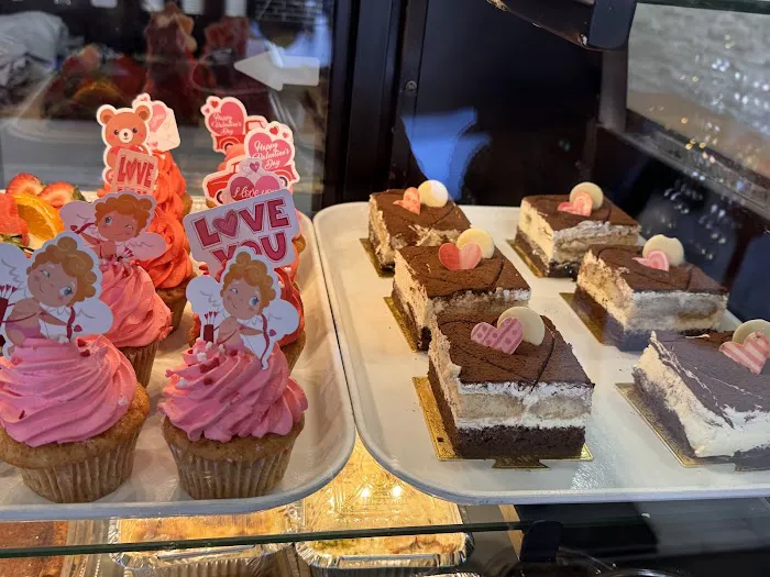 Safir Bakery & Cafe Picture 5