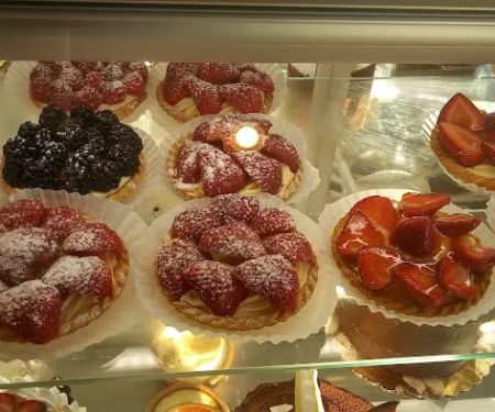 Divan Bakery