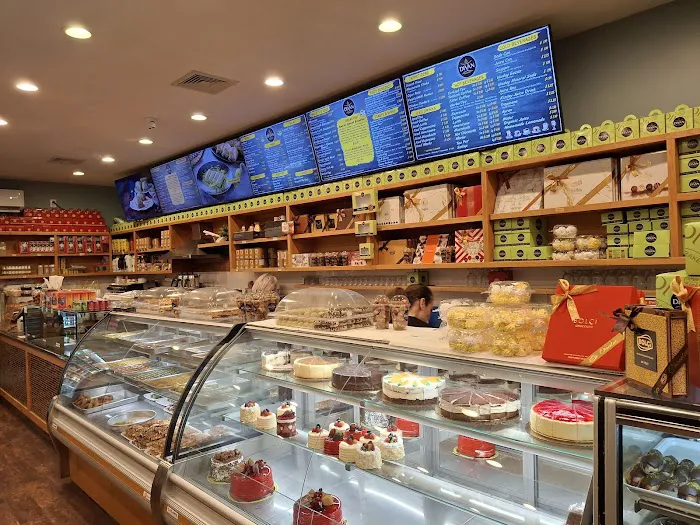 Divan Bakery Picture 10