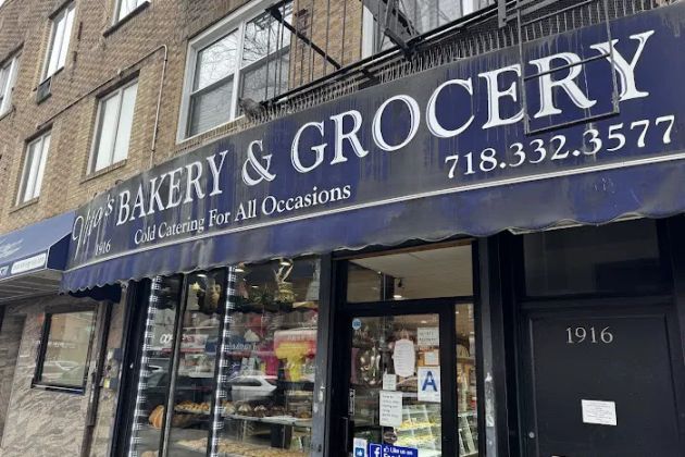 Vito's Bakery & Grocery
