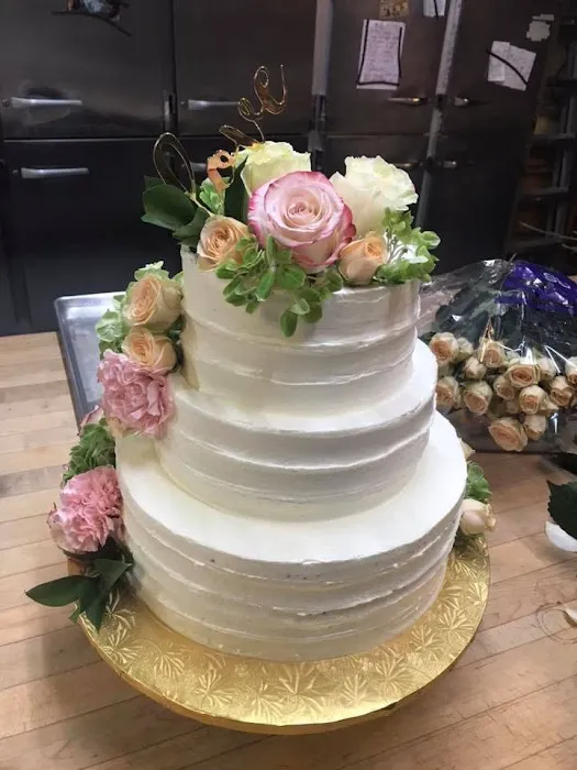 Vito's Bakery & Grocery Picture 4