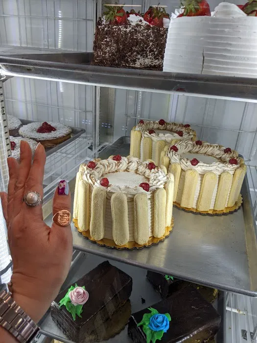 Vito's Bakery & Grocery Picture 7