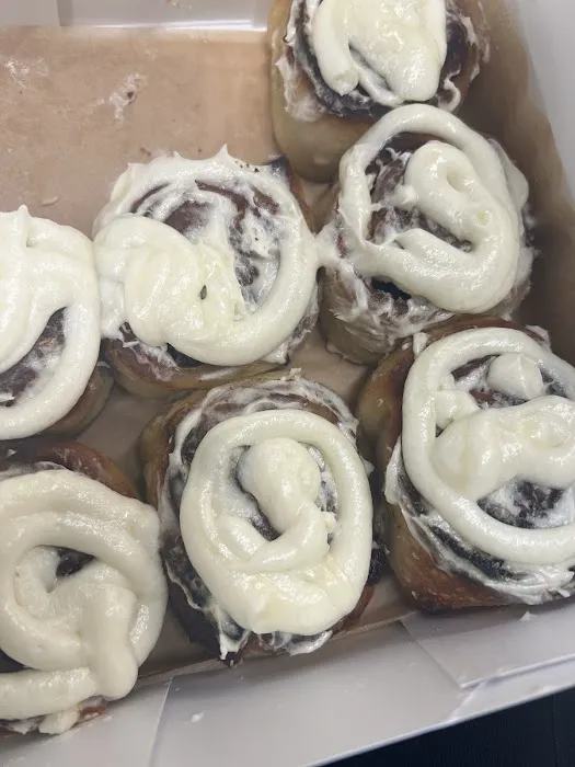 Cinnabon Picture 7