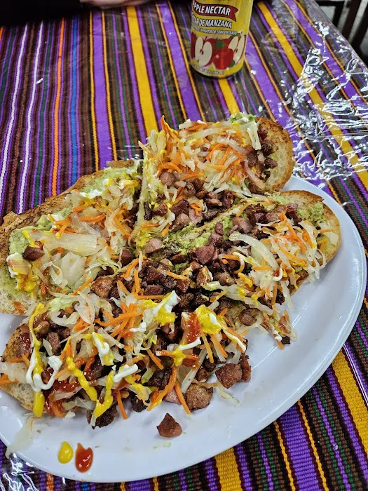 La Panadería Totopan Picture 2