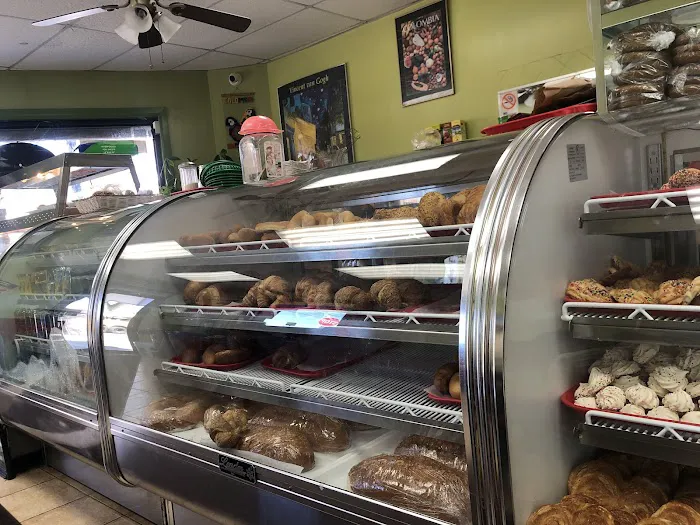 Sarita's Bakery Picture 6
