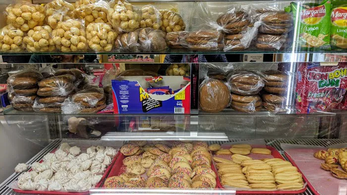 Sarita's Bakery Picture 4