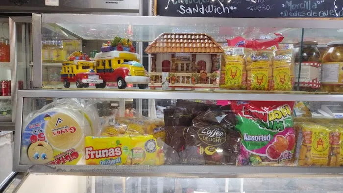 Las Americas Bakery Picture 7