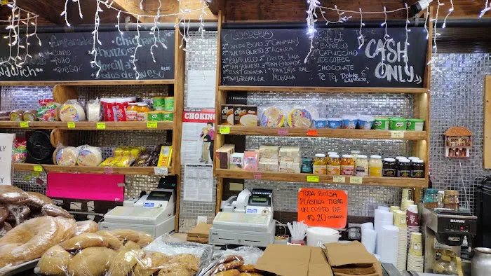 Las Americas Bakery Picture 9