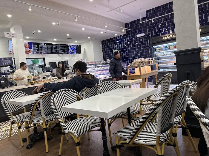 Paris Baguette Picture 6